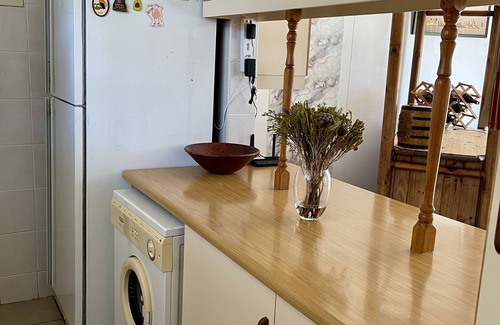 Amanzimtoti Apartamento | Family-friendly, sea and breaker view, 2 min from beach