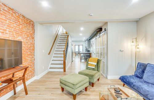Columbia Casa | Family-Friendly Townhome with Patio in Columbia!