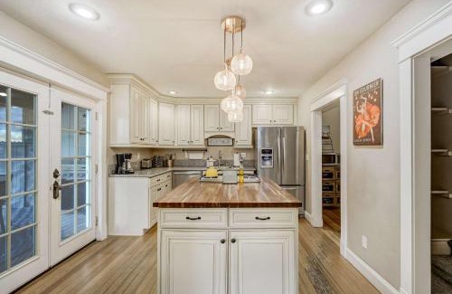 Colorado Springs Casa | Family-Friendly Cottage Oasis in the Heart of Colorado Springs