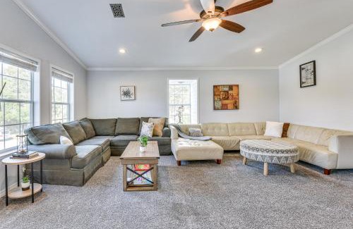 Wright Casa | Family-Friendly Duplex 6 Mi to Fort Walton Beach!