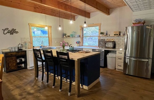 Putnam Station Casa | Family friendly large mountain home