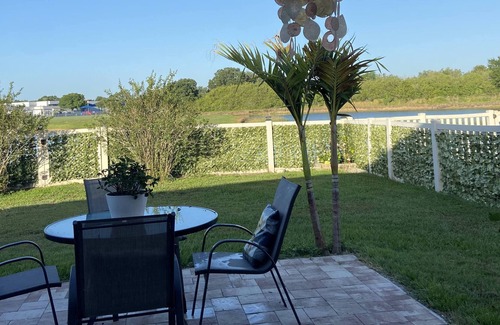 Sun City Center Casa | Family Friendly Home in the Sunshine State; a short drive to Tampa, or St. Pete!