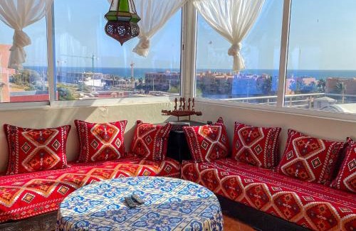 Imi Ouaddar Apartamento | Family-Friendly Villa with Private Pool & Rooftop Sunset Views, 5min to Taghazout