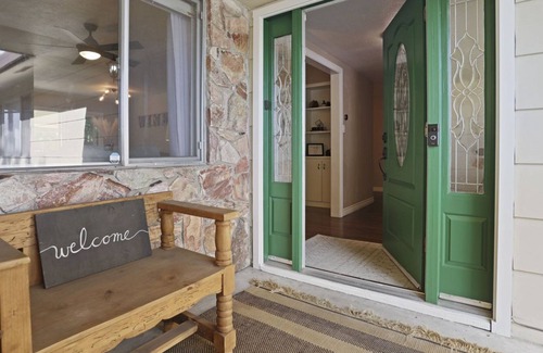 Lodi Casa | Lugar de reunión moderno para amigos y familiares.