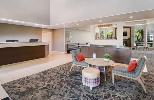 Downtown Village Casa | Family Fun at Newport Beach! w/ Full Kitchen, Onsite Pool & Sports Facility!
