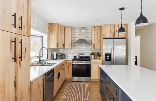 La Porte Casa | Family fun at Pine Lake in LaPorte, IN!