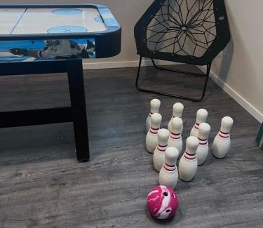 Post Falls Casa | Family Fun! Gorgeous North Idaho Home w/Tesla Charge : Prairie Inn