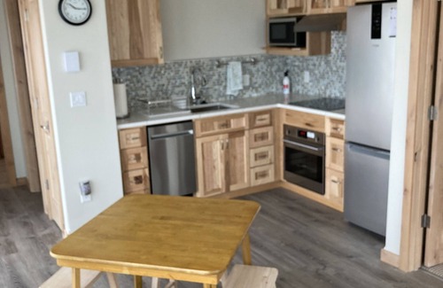 Copalis Beach Casa | Family Fun Near Ocean Shores—Hot Tub, Elevator & Easy Dune Walk to Beach