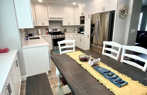 Layton Casa | Family Fun: Pool, Arcade, Massage Chair