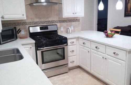 Harbor Casa | Family getaway 3 BR 2 Bath home in Lomita, CA.