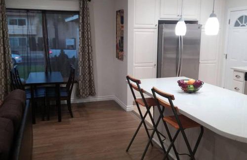 Harbor Casa | Family getaway 3 BR 2 Bath home in Lomita, CA.