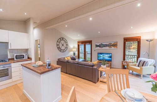 Hawkshead Chalet De Esquí | Family getaway in this lovely Lakeland lodge with private parking and patio