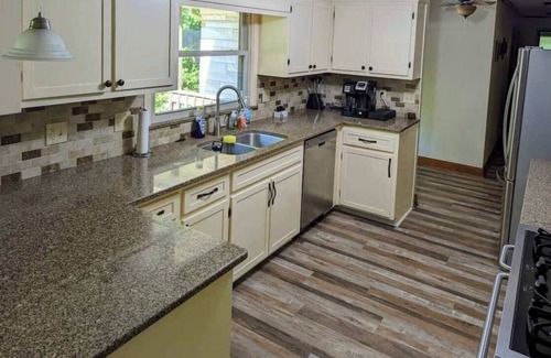 North Terre Haute Casa | Family Getaway: Indoor Pool, Sauna & Arcade