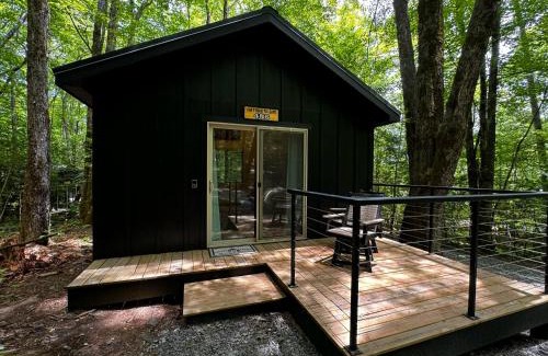 Balsam Grove Otro | Family Glamping Cabin-Can't Bear to Leave at Valley Bear Farms Resort