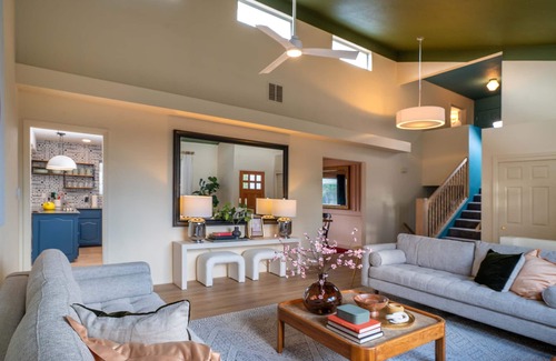 Albuquerque Casa | Family&Groups, 5br, Sleep 12, Pool/Hot tub/Firepit