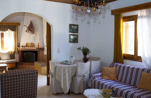 Kokkini Chani Cabaña | Casa familiar con jardín privado cerca de la playa