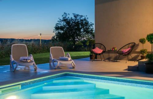 Grandici Casa | Family holiday house with private pool and playground