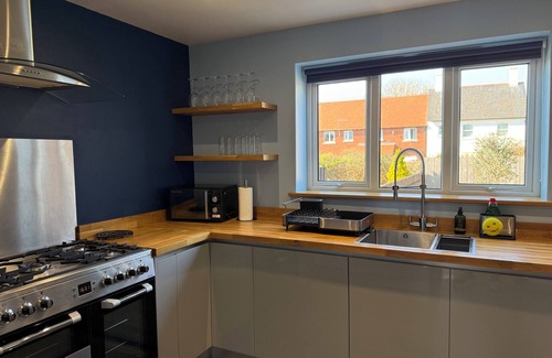 Wool Casa | Family home close to Lulworth Cove, Durdle Door, The Tank Musuem & Monkey World