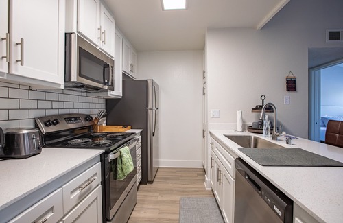Ivey Ranch - Rancho Del Oro Apartamento | Family home in Oceanside Large 2Bed2Bath King & two Queen beds POOL & play areas