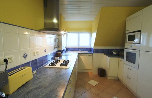 Orbey Cabaña | Casa familiar en Orbey, 3 habitaciones, aparcamiento privado, zona verde, juegos para niños