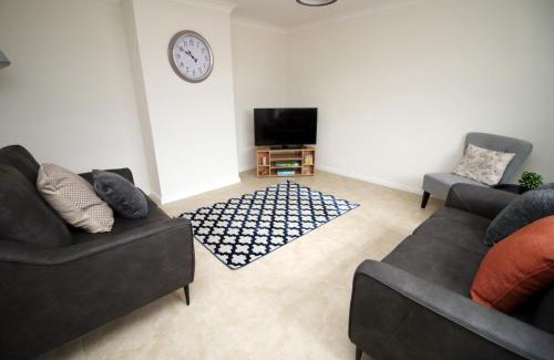 Barry Casa | Family Home in the Charming Coastal Town of Barry