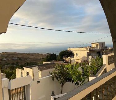 Ksar es Seghir Casa | Family home - Large terrace 10 min from the beach
