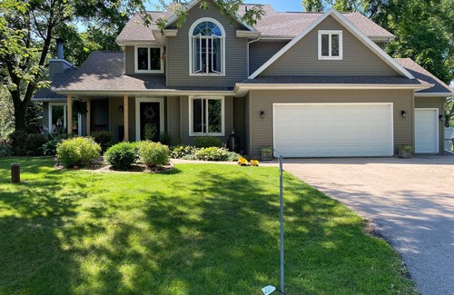 Neenah Casa | Family home near 2024 NFL draft & only 14miles from EAA