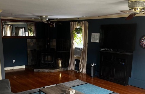 Nashua Casa | Family home w firepit & propane table near booming downtown, skiing, & hiking.