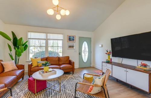 Fairview Casa | Family Home with Furnished Deck in Fairview!