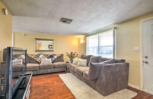 Regency Park Casa | Family Home with Lanai and Yard in Port Richey!