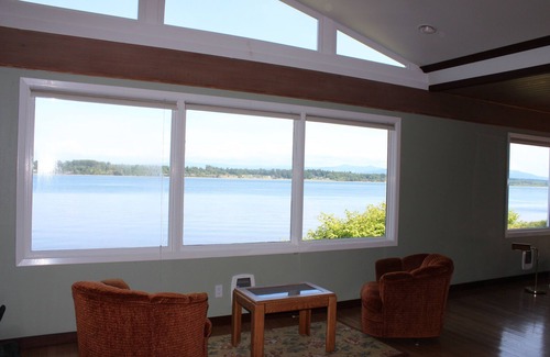 Lummi Island Casa | Casa familiar con playa privada e impresionantes vistas a la montaña