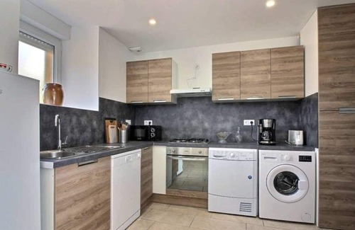 Plorec-sur-Arguenon Casa | Casa familiar y antigua panadería renovada