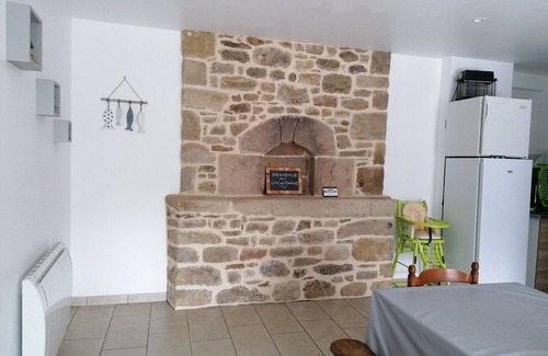 Plorec-sur-Arguenon Casa | Casa familiar y antigua panadería renovada