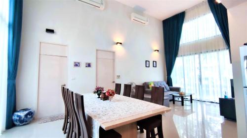 Rayong Villa | Family House Casa Seaside Rayong