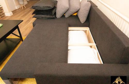 Rushmoor District Casa | Family house in Farnborough