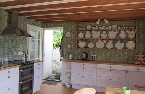 Helford Passage Casa | Family House, Gran Jardín, Terraza soleada, a 100 yardas de la playa.