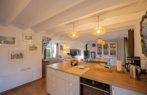 Crozon Casa | Family house sleeps 11, near La Palue