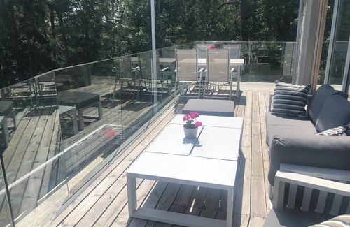 Ytterbystrand Villa | Family house with ocean view 30 min from Stockholm