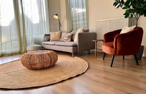 Vijfhuizen Casa | Family house with garden & jacuzzi & sauna near Amsterdam