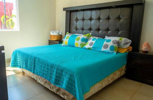 Área del bulevar Barra Vieja Casa | Family House with Pool 10 min airport