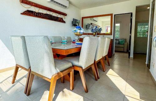 Área del bulevar Barra Vieja Casa | Family House with Pool 10 min airport