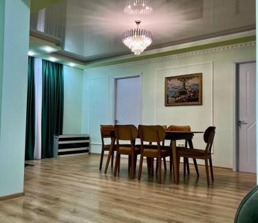 Kobuleti Villa | Family House with Sea and Mountain View Kobuleti