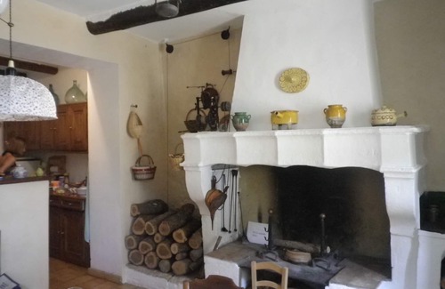 Pouzilhac Casa | Family house with swimming pool in a charming village