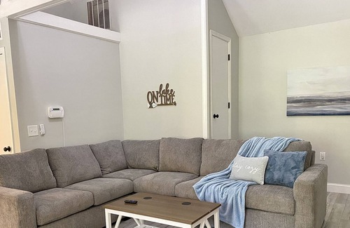 Nancy Casa | Family Lake House nestled in the woods of Lake Cumberland!