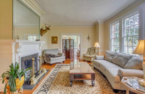 Laurinburg Villa | Family Laurinburg Home with Private Yard and BBQ