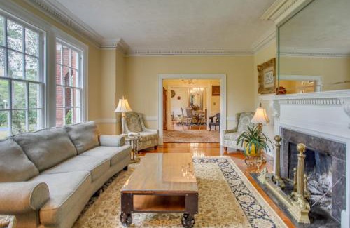 Laurinburg Villa | Family Laurinburg Home with Private Yard and BBQ