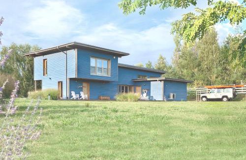 Brzozie Casa | Family Lodge for 13 guests, fireplace, lakeview, sauna, hot tube