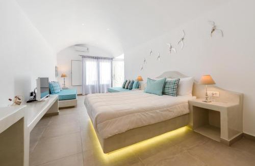 Kamari Casa | family love suite