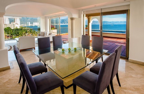 Marina Vallarta Complejo | Family Luxury Suites by Velas Vallarta - All Inclusive