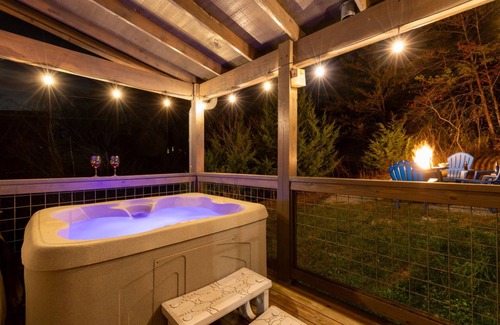 Sevierville Cabina | Family Oasis By Ghosal Luxury Lodging